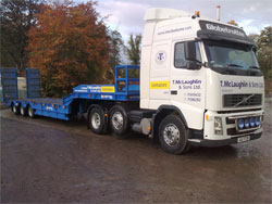 Unit Truck with 45' Stepframe Lowloader